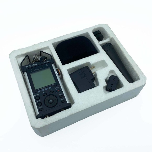 Tascam DR-44WL Linear PCM Portable Handheld 4-track Digital Recorder w/Wi-Fi -UC - Picture 6 of 8